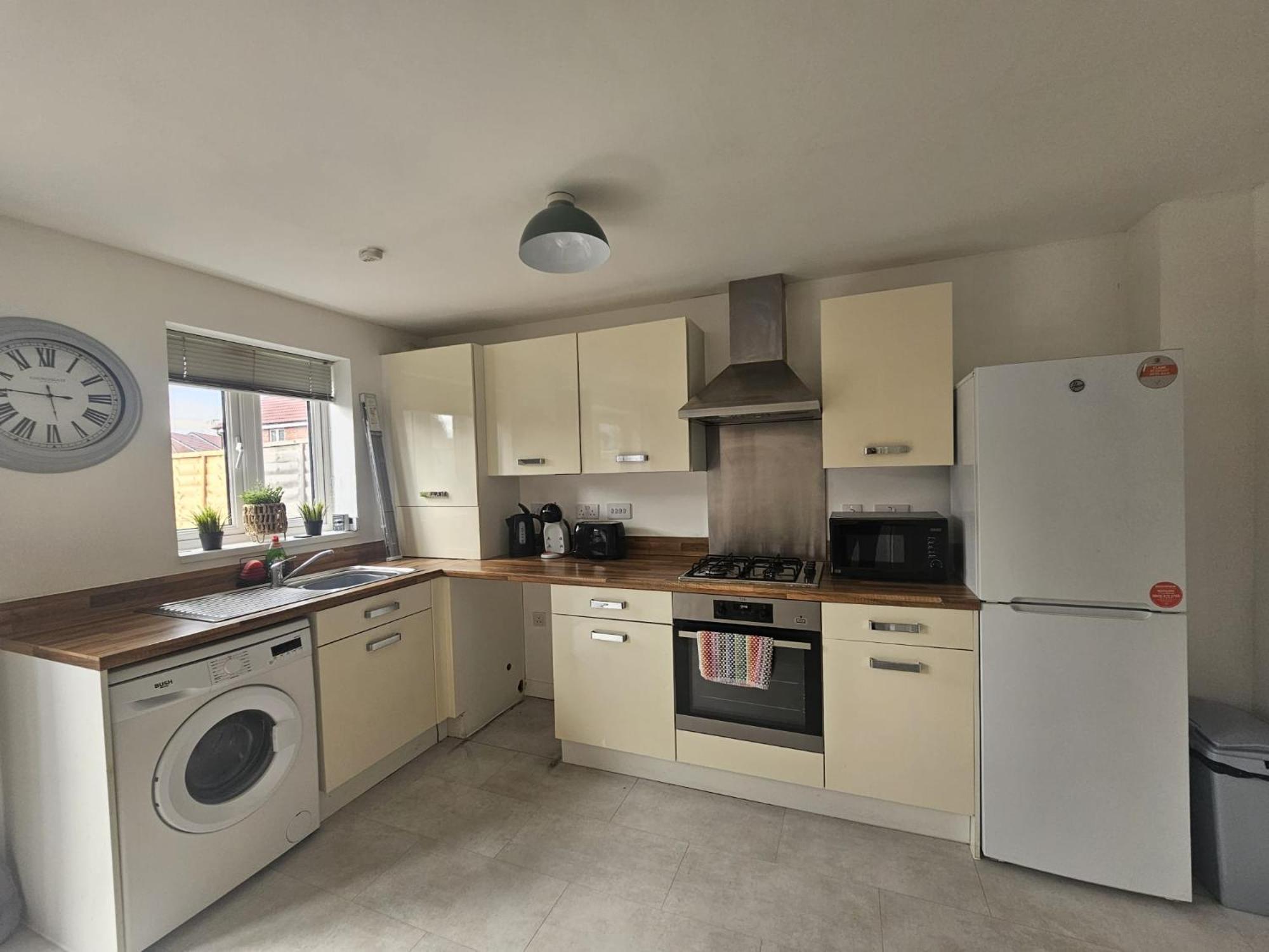 Homington House Long Sleeps 8 Free Parking *